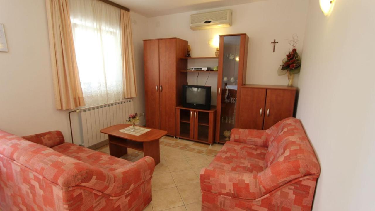 Apartments Kirincic Sveti Vid-Miholjice Exterior foto