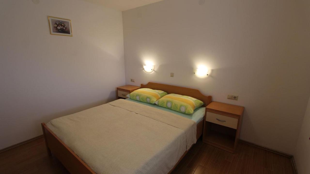 Apartments Kirincic Sveti Vid-Miholjice Exterior foto