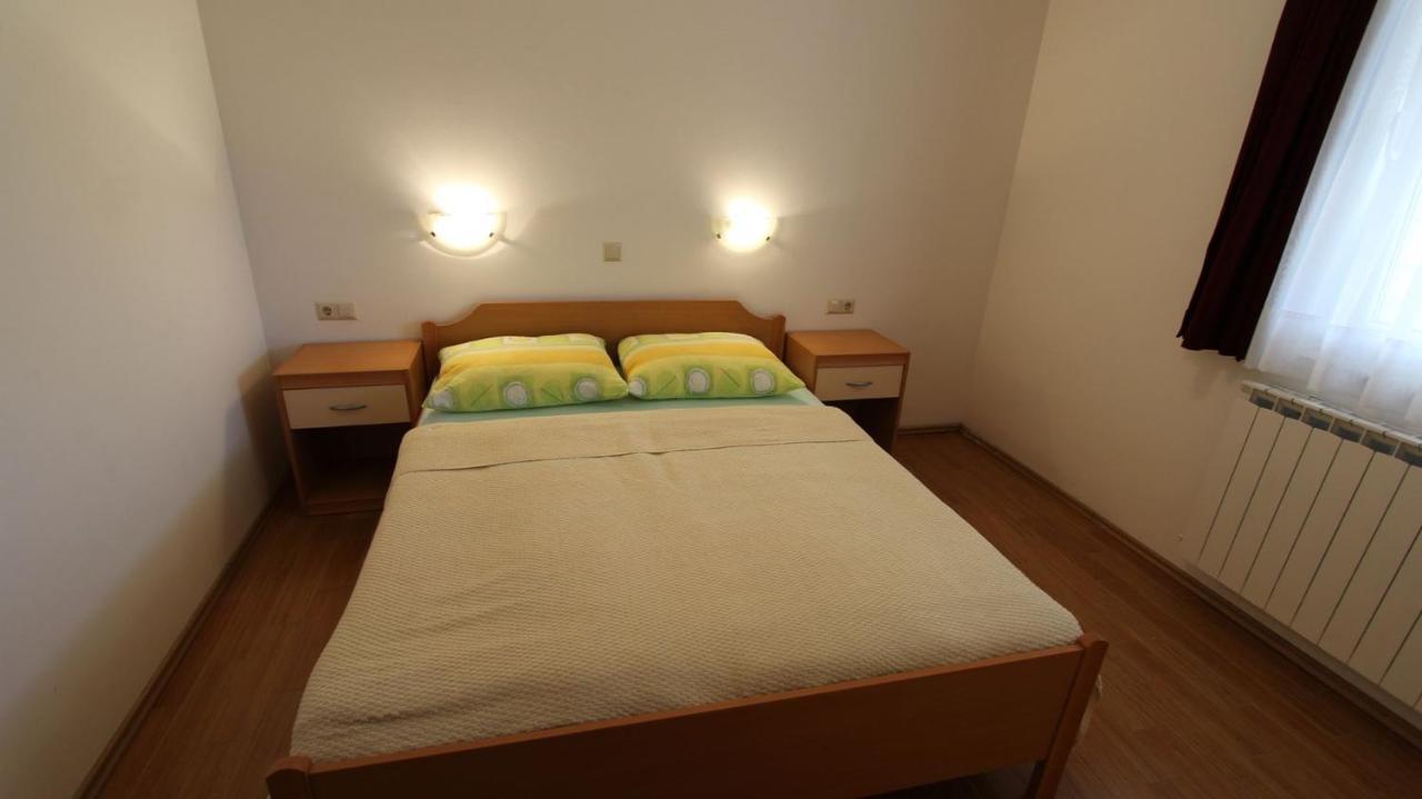 Apartments Kirincic Sveti Vid-Miholjice Exterior foto