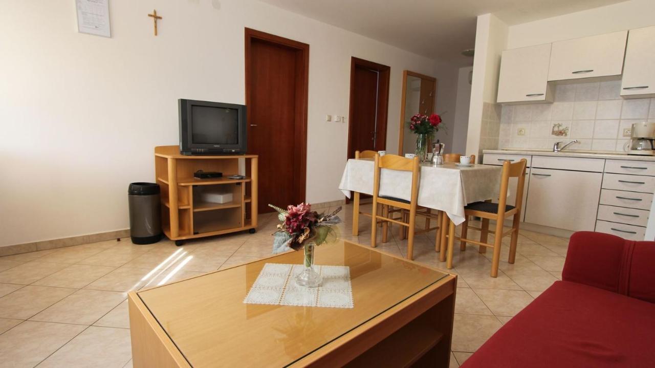 Apartments Kirincic Sveti Vid-Miholjice Exterior foto